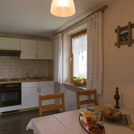 Apartment Am Holderbusch Fussen